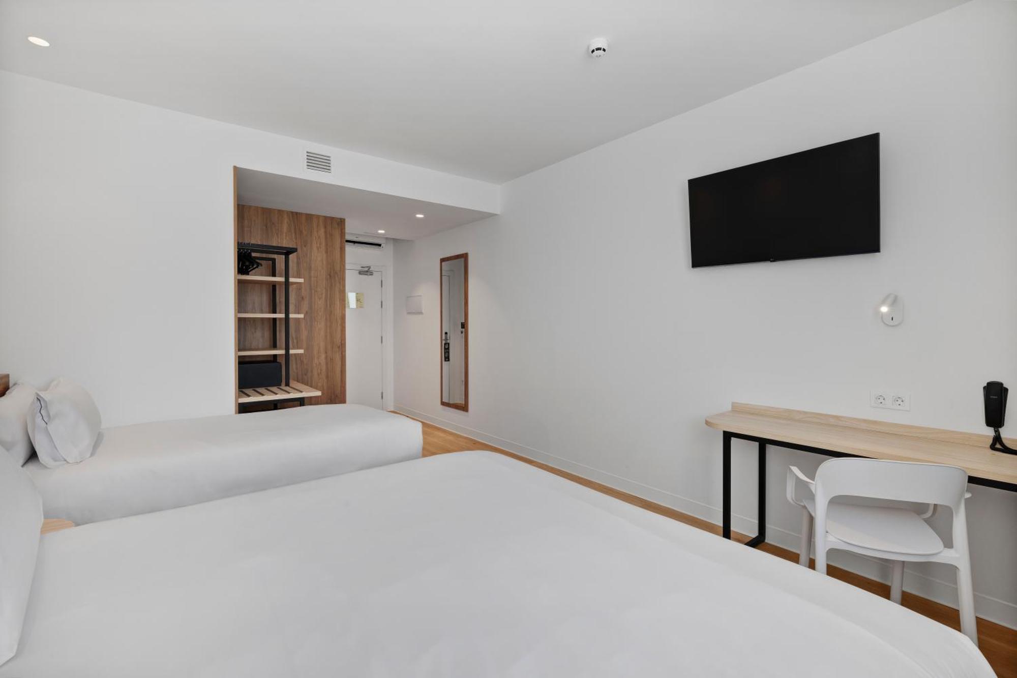 B&B Hotel Madrid Fuenlabrada Retail Park エクステリア 写真