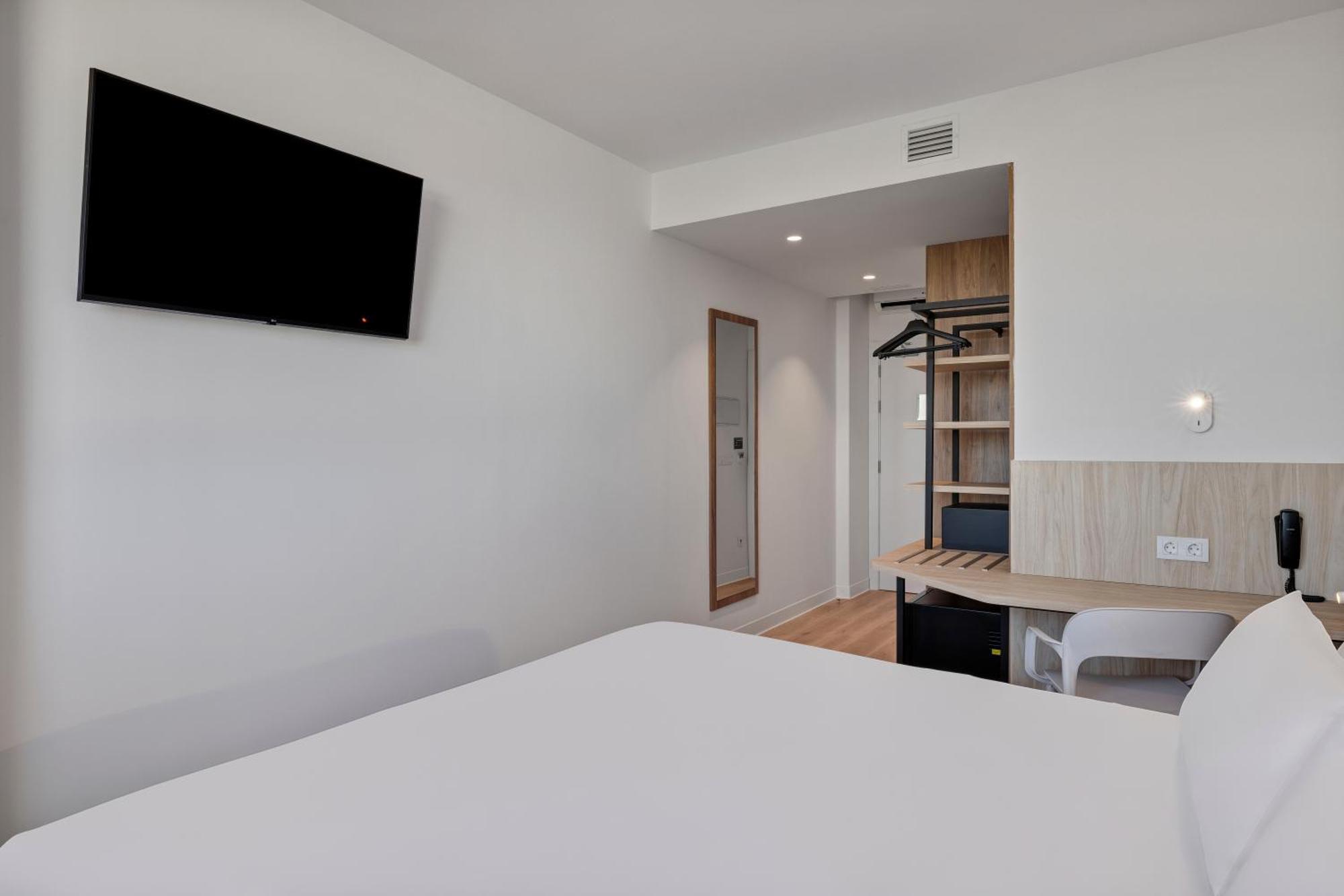 B&B Hotel Madrid Fuenlabrada Retail Park エクステリア 写真