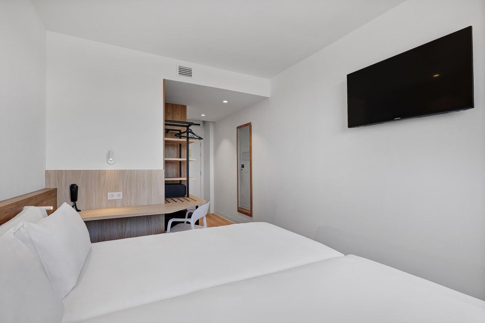 B&B Hotel Madrid Fuenlabrada Retail Park エクステリア 写真