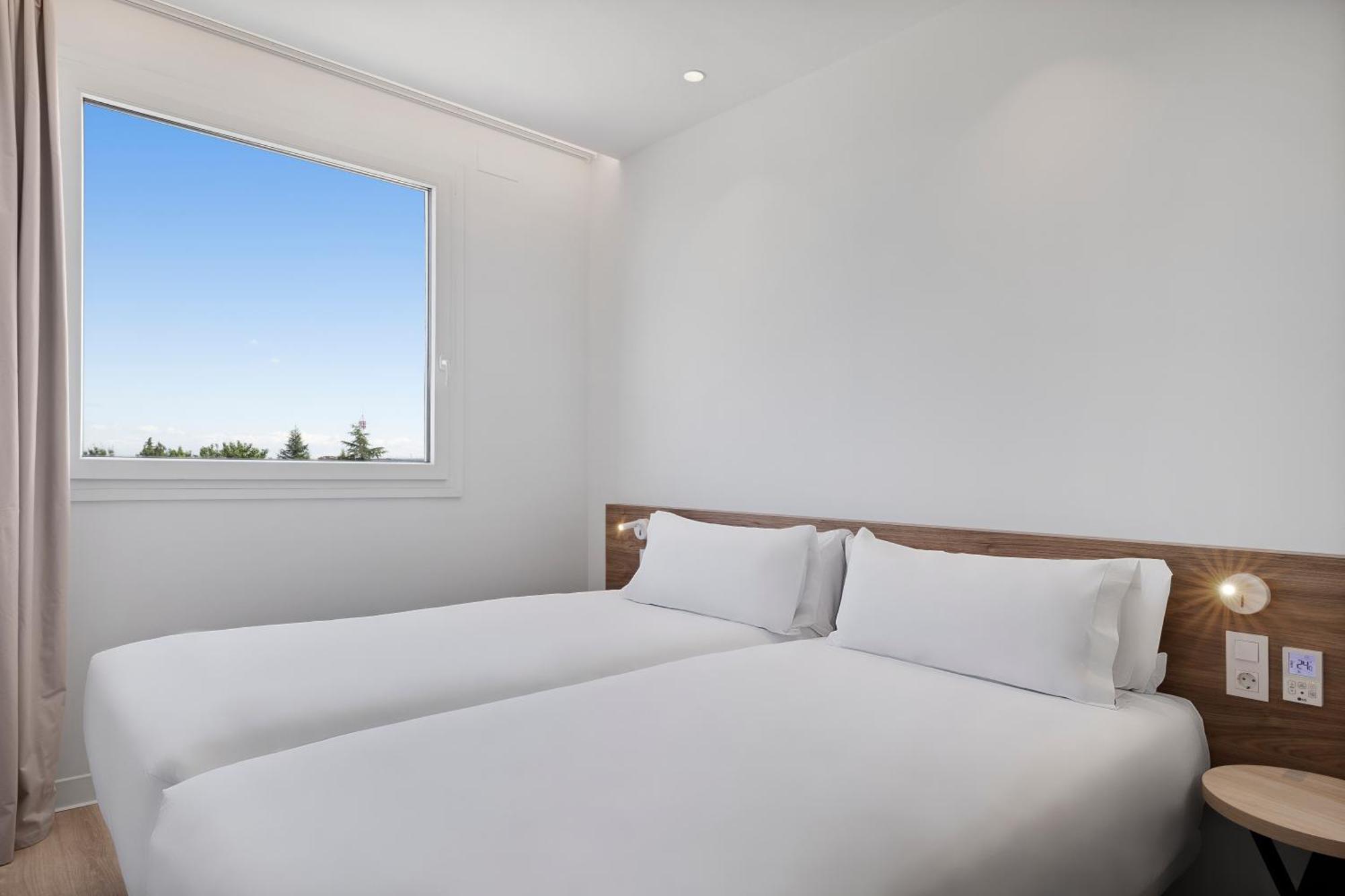 B&B Hotel Madrid Fuenlabrada Retail Park エクステリア 写真