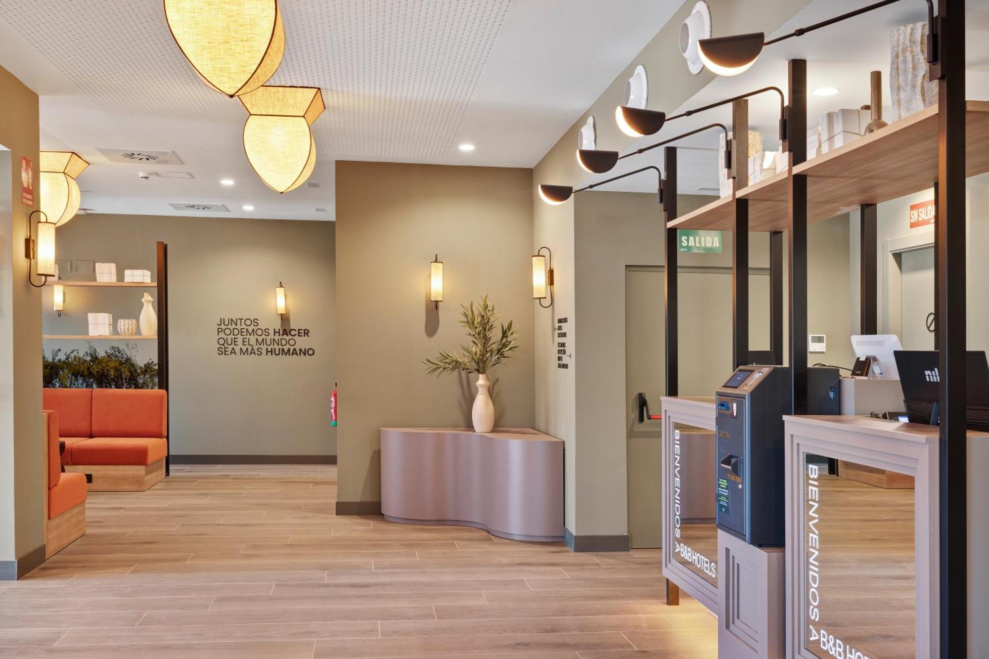 B&B Hotel Madrid Fuenlabrada Retail Park エクステリア 写真